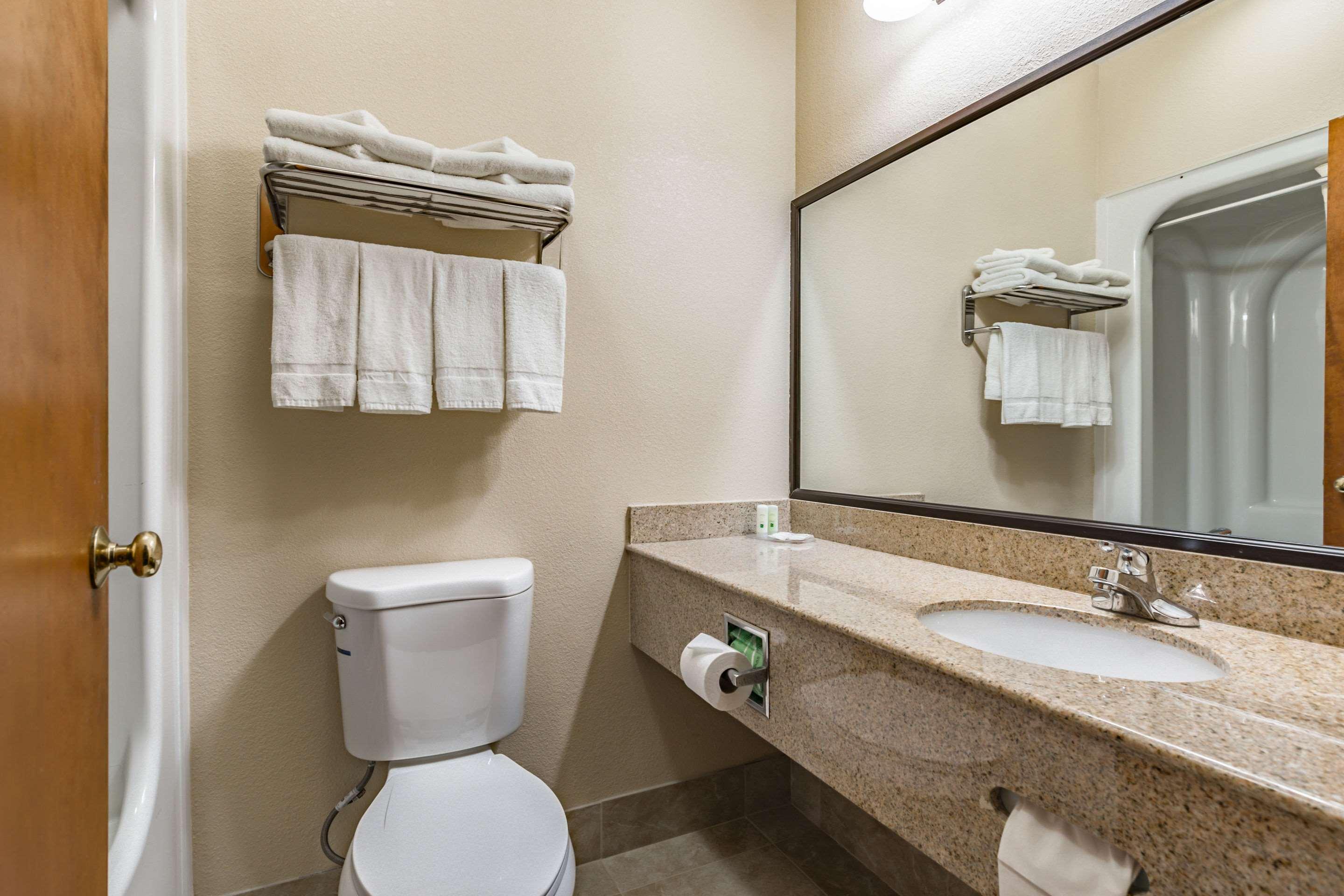 Quality Inn Schenectady - Albany Ngoại thất bức ảnh